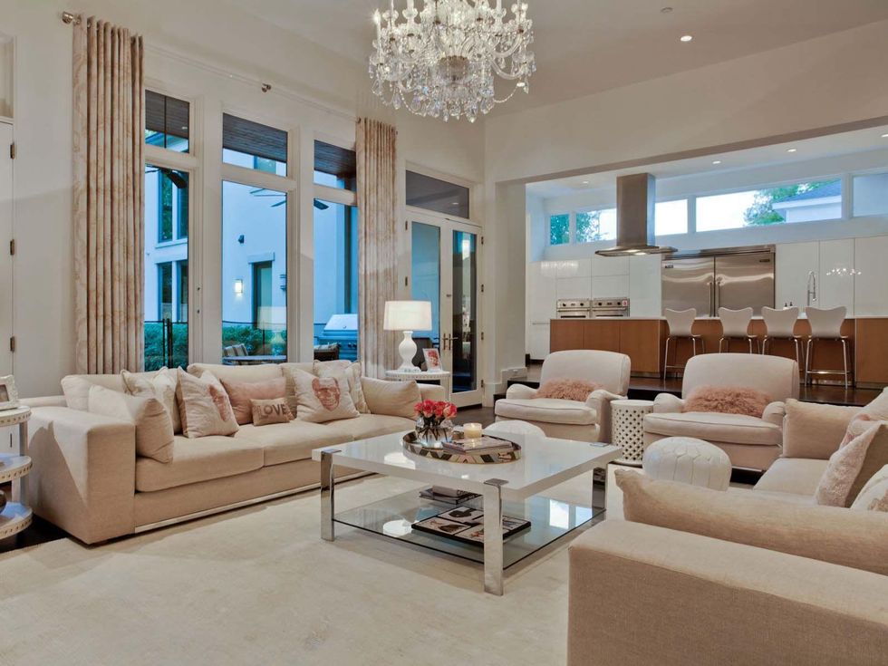 1-6323 Meadow Rd, Dallas Star