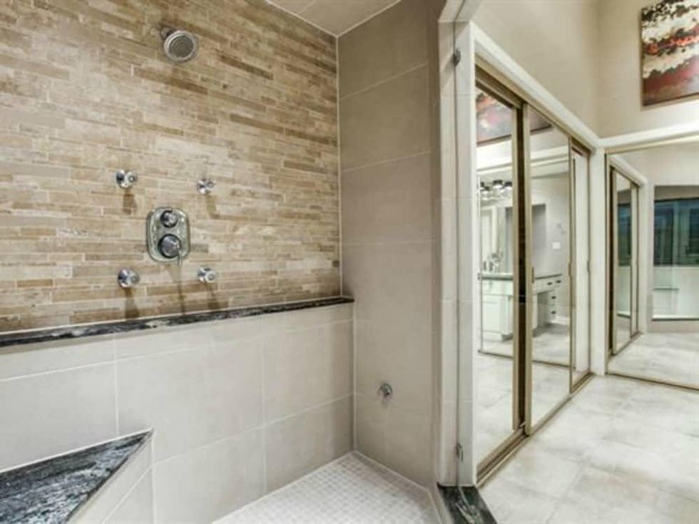 10006 Chimney Hill Ln. house for sale in Dallas