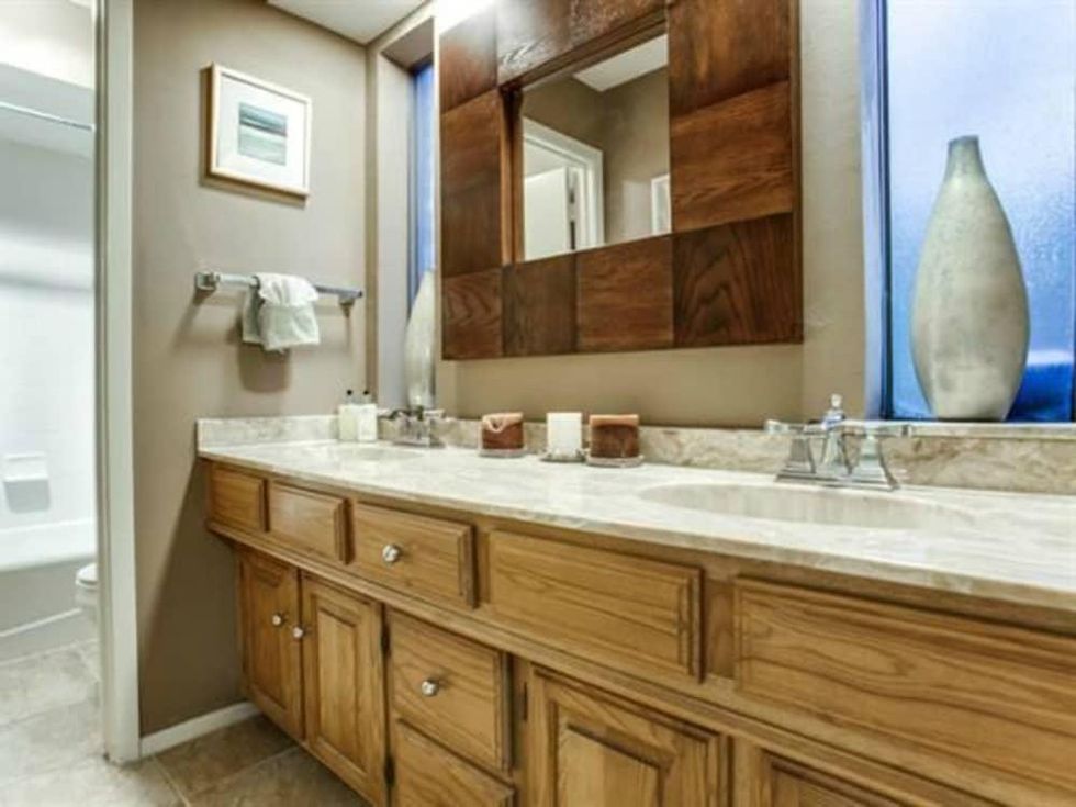 10006 Chimney Hill Ln. house for sale in Dallas