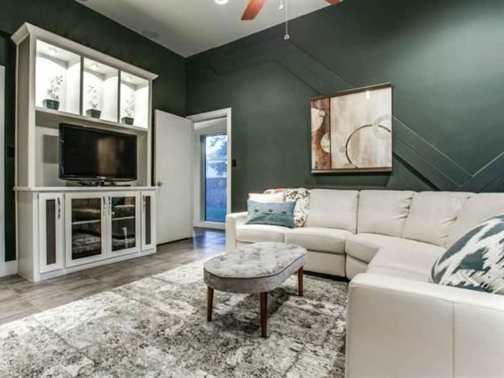 10006 Chimney Hill Ln. house for sale in Dallas