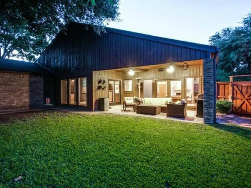 10006 Chimney Hill Ln. house for sale in Dallas