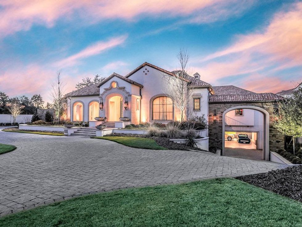 10179 Brook Hollow Court in Dallas