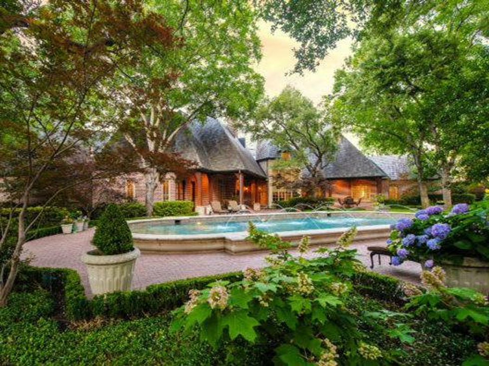 10433 Strait Lane in Dallas