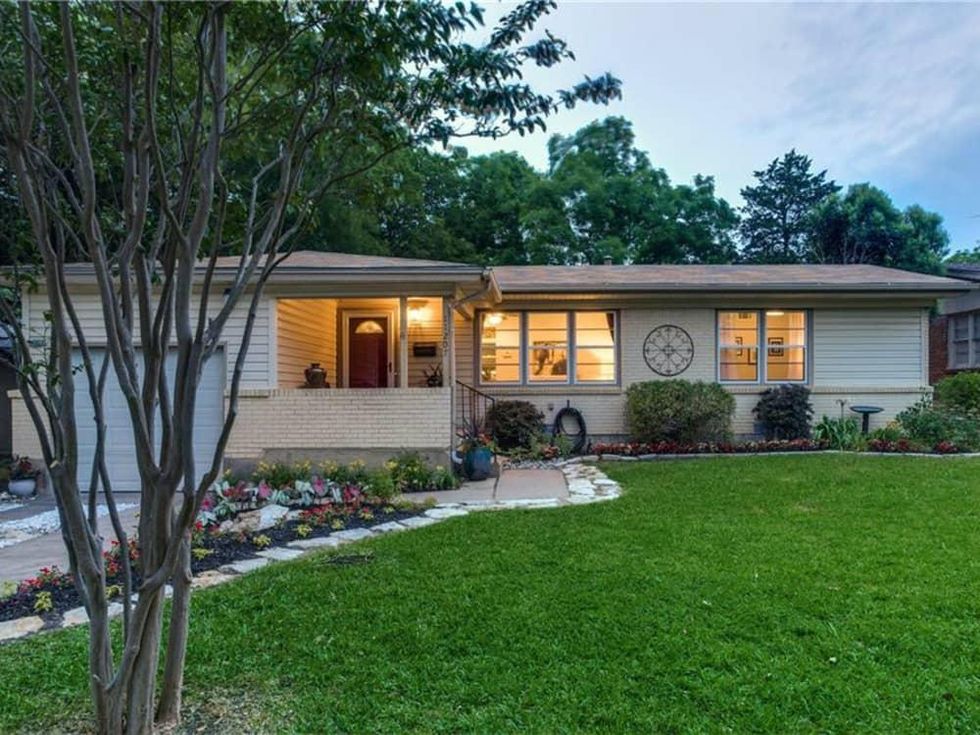 11207 Sinclair Ave in Dallas