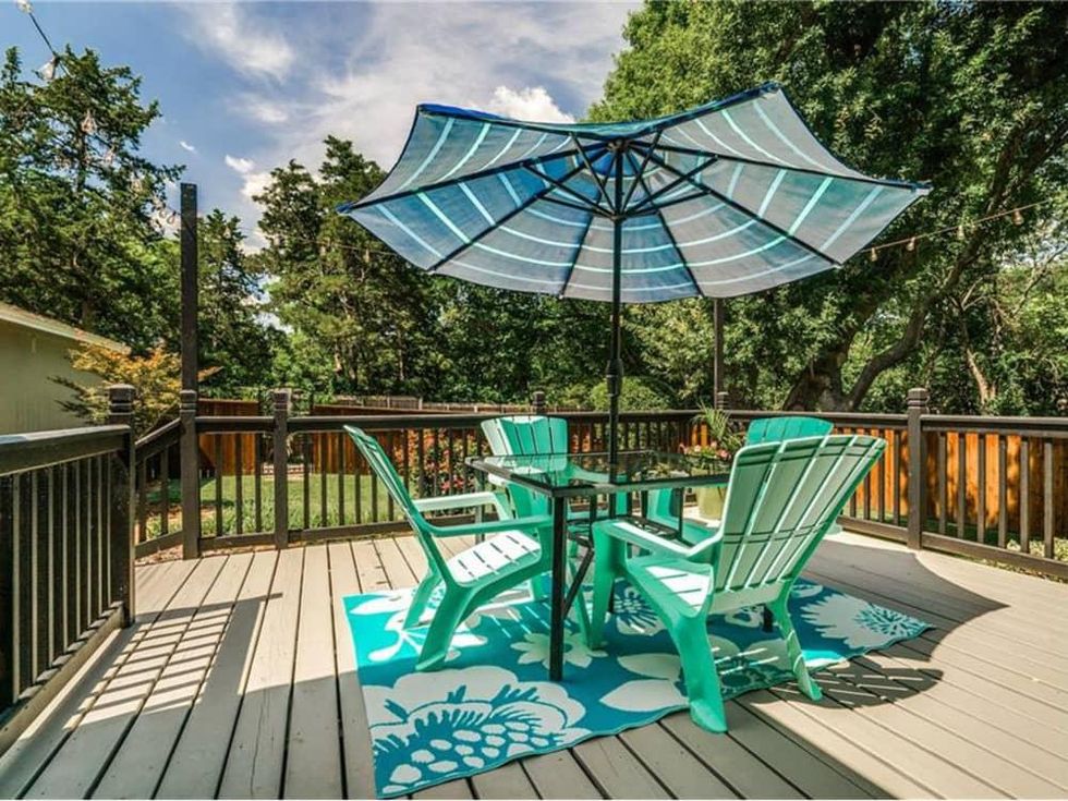 11229 Lanewood Cir patio