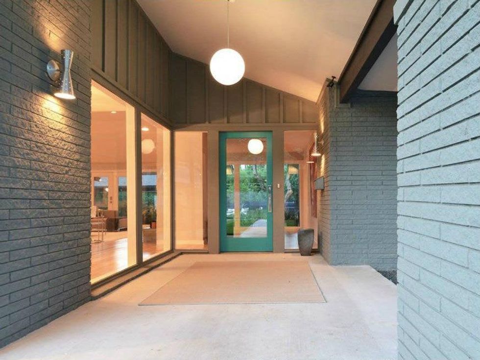 11316 Valleydale Dr. in Dallas