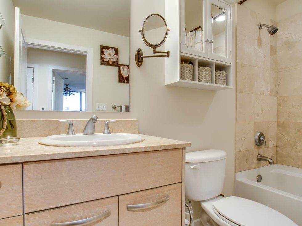 1200 Main Street 2505