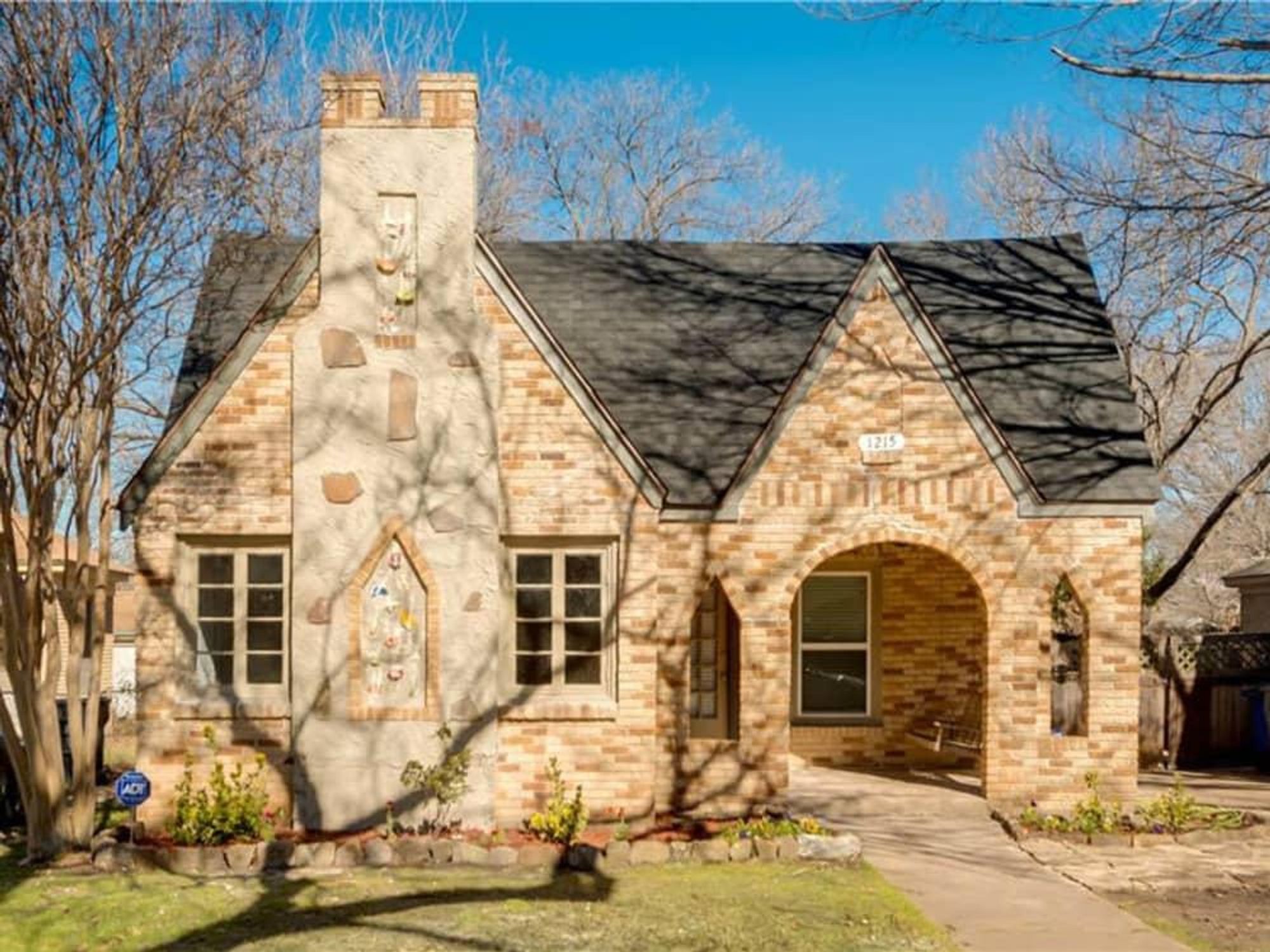 1215 Brunner Ave for sale Dallas