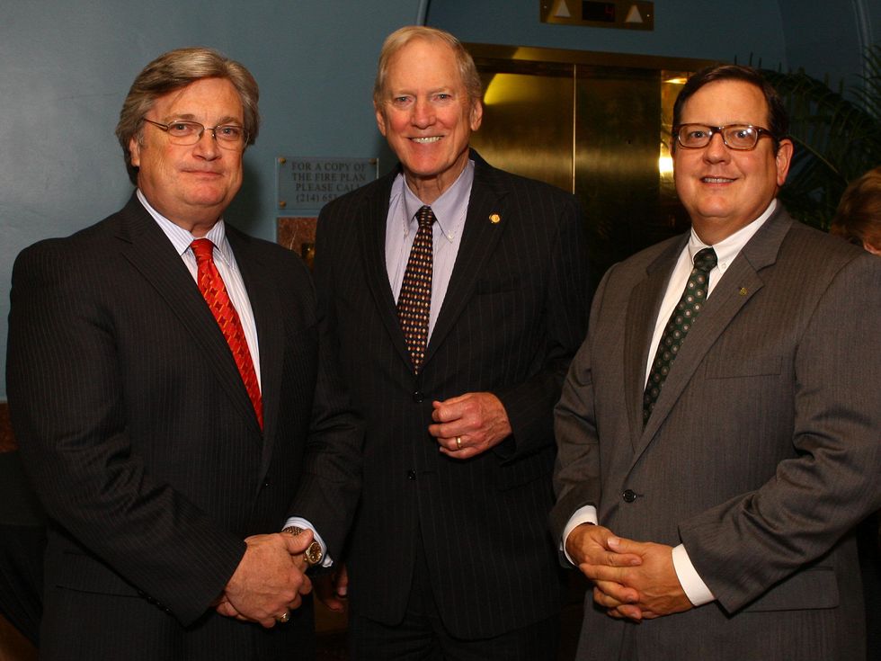 128 Bill Dahlstrom, Walt Humann, Allen Gump, old red museum exhibit