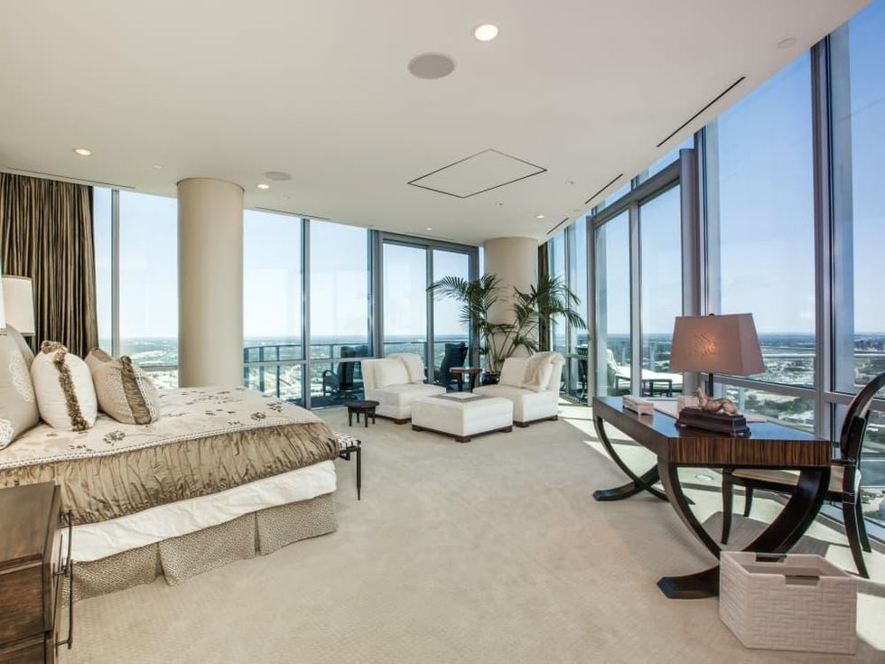 1301 Throckmorton St. Fort Worth Omni penthouse for sale