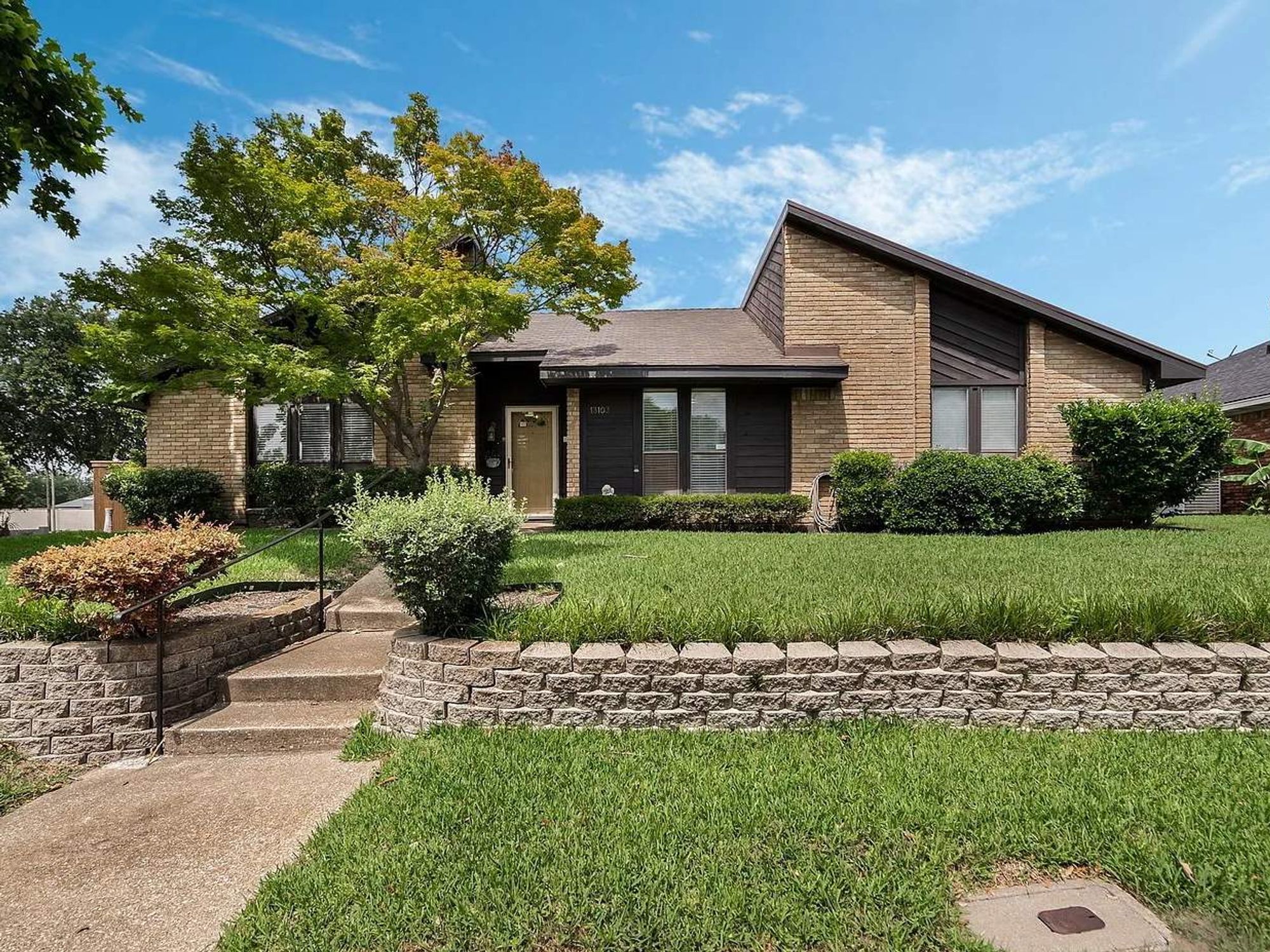 13103 Halwin Circle, Dallas home for sale