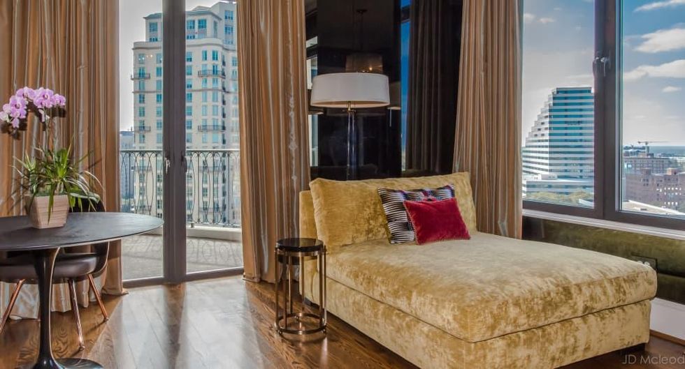 15th floor of The Vendome at 3505 Turtle Creek Blvd., Turtle Creek Home Tour