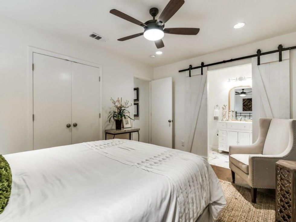 1639 Homewood Pl Dallas house for sale master bedroom