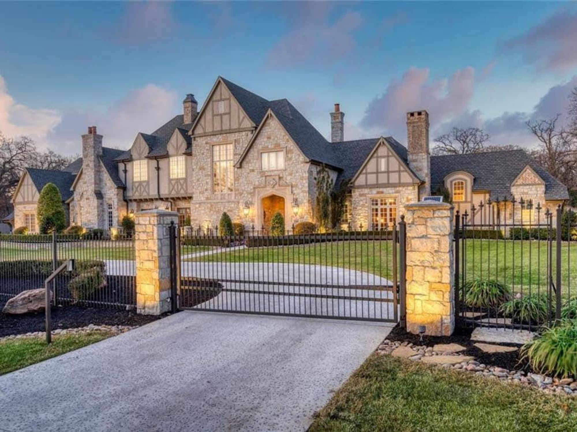 1982 E Highland St., Southlake, mansion