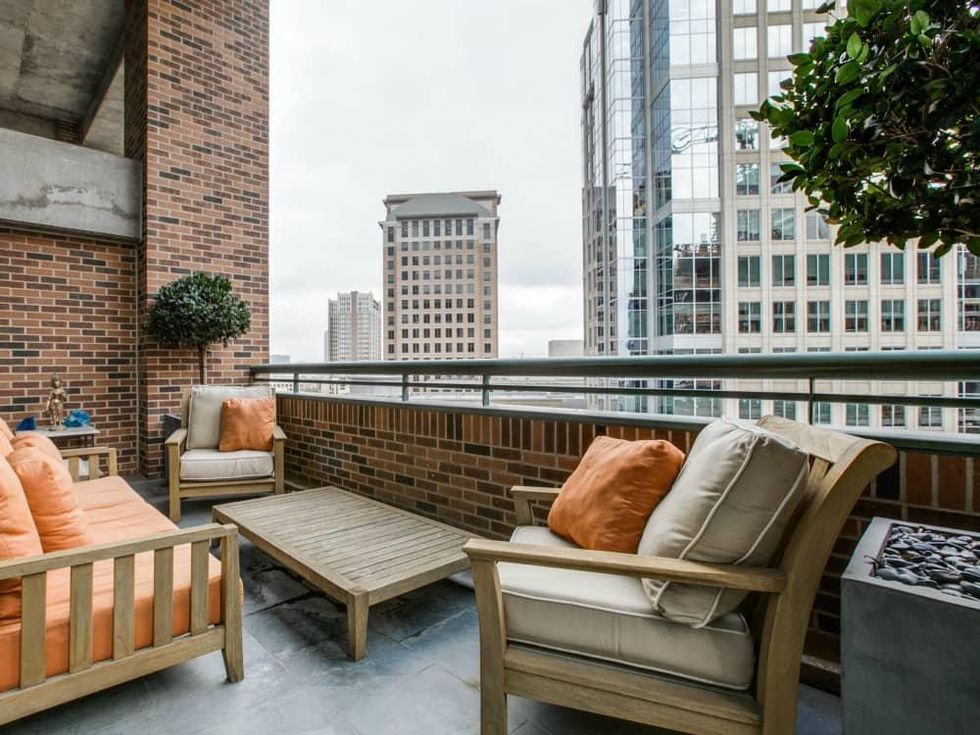 1999 McKinney Unit #1006