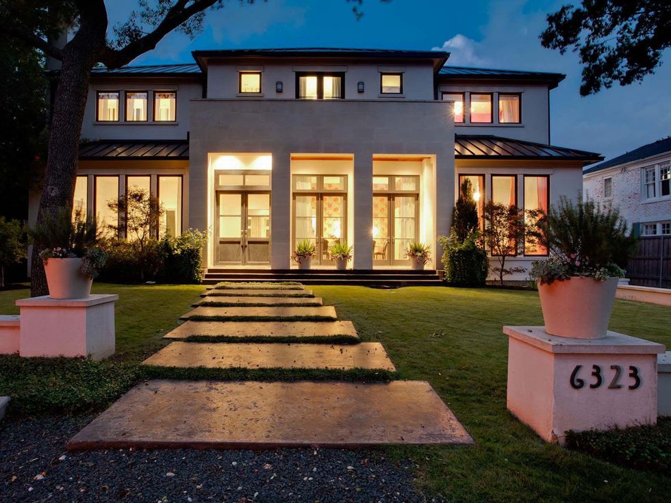 2-6323 Meadow Rd, Dallas Star