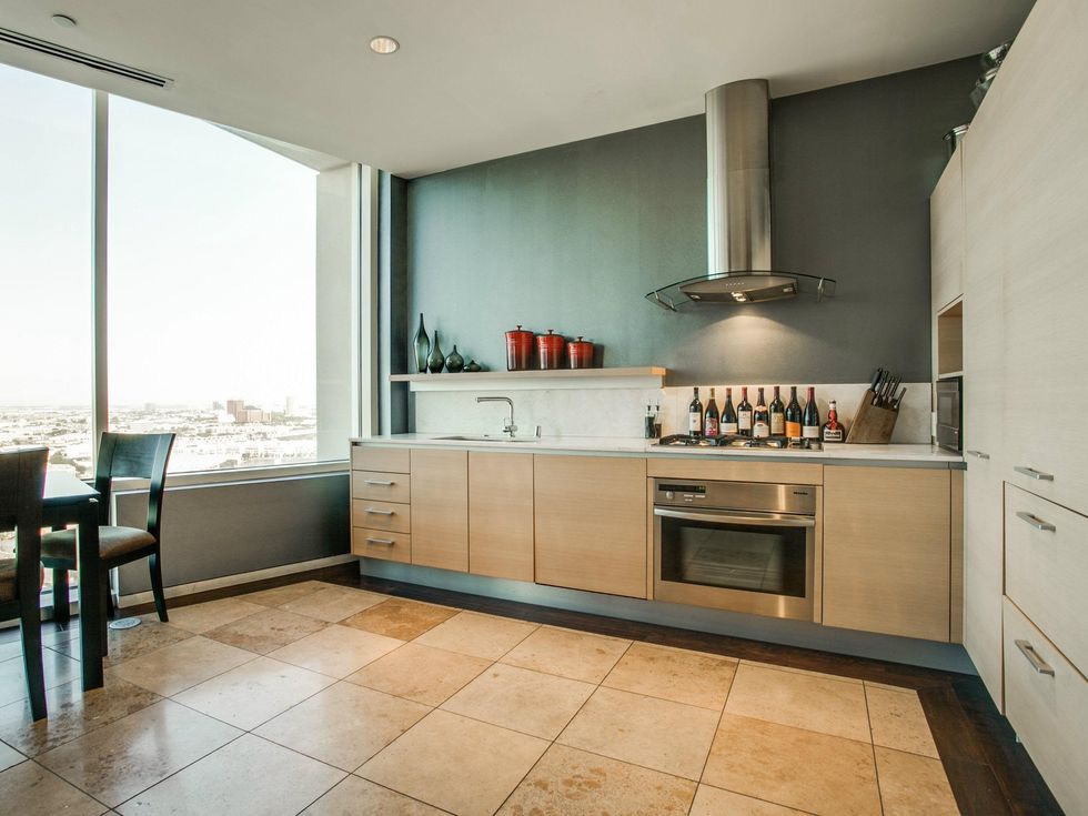 2430 Victory Park Unit 2001 kitchen