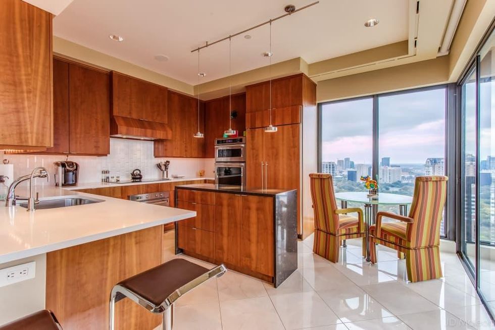 24th floor of The Warrington at 3831 Turtle Creek Blvd., Turtle Creek Home Tour