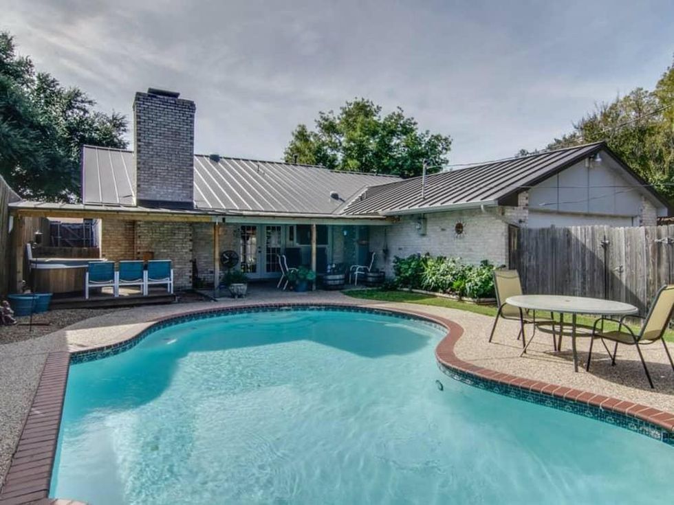 3065 Kinkaid Dr. pool in Dallas