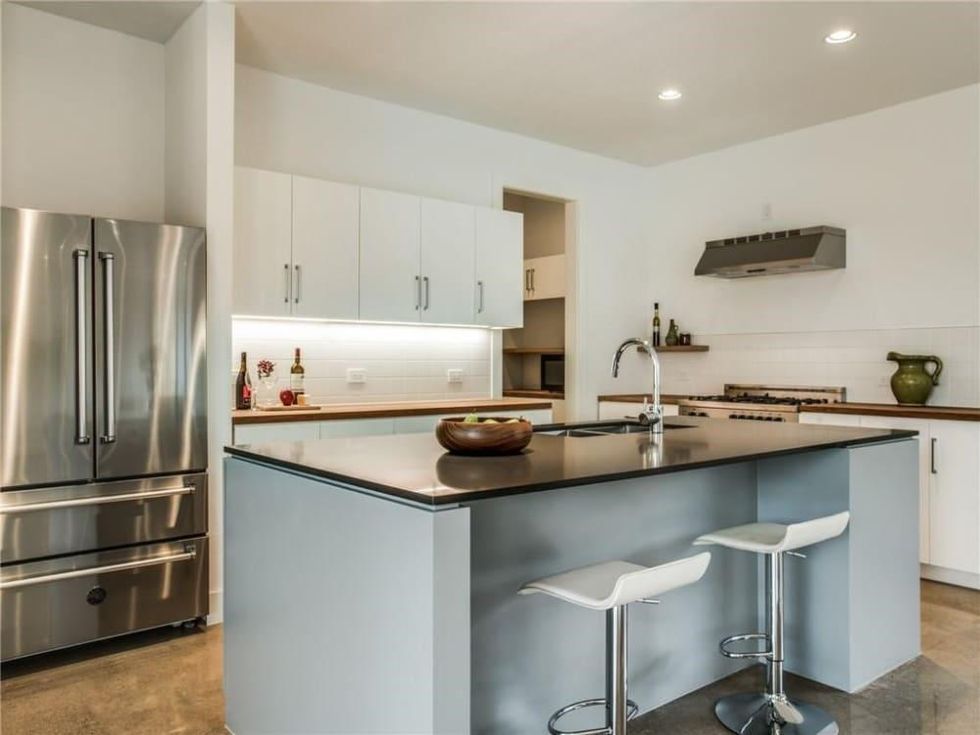 3846 Lively Cir, Dallas, Briggs Freeman Sothebys