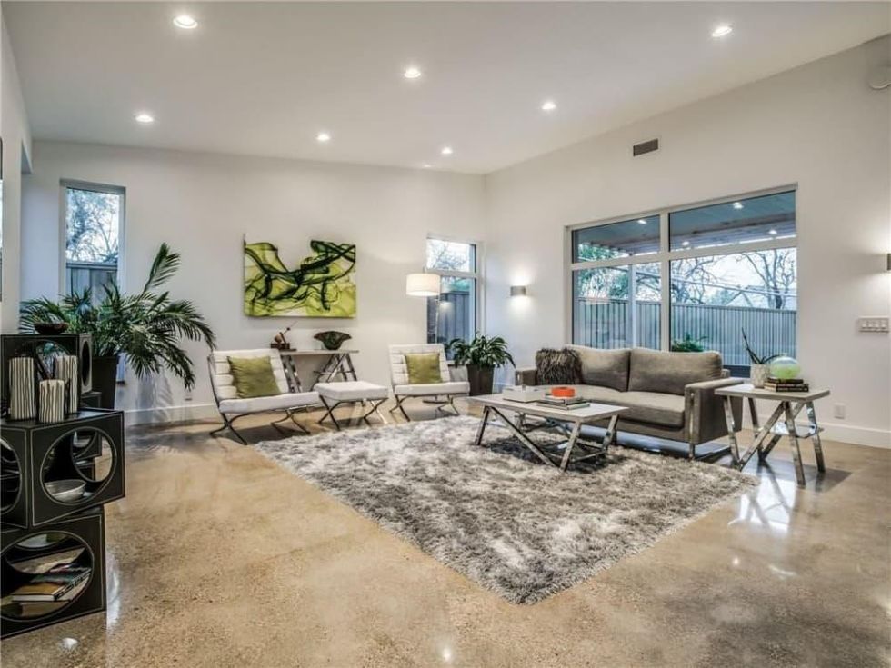 3846 Lively Cir, Dallas, Briggs Freeman Sothebys