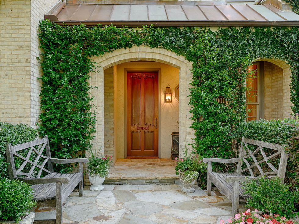 3900 Centenary Ave. in Dallas