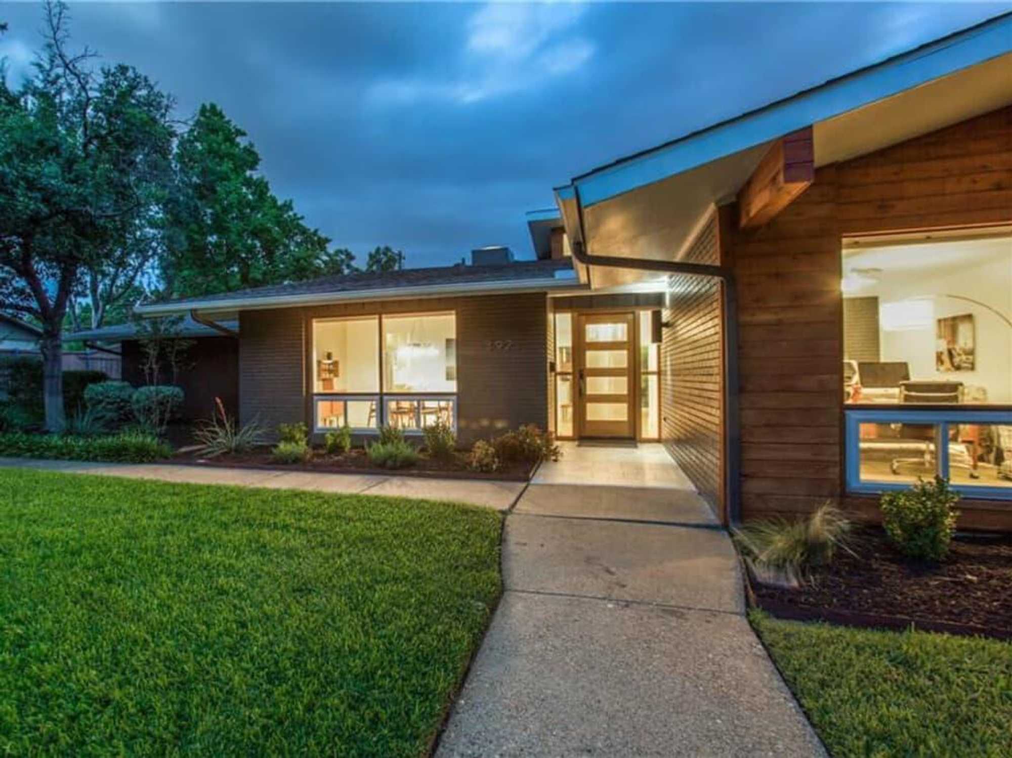 3923 Weeburn Dr. Dallas house for sale