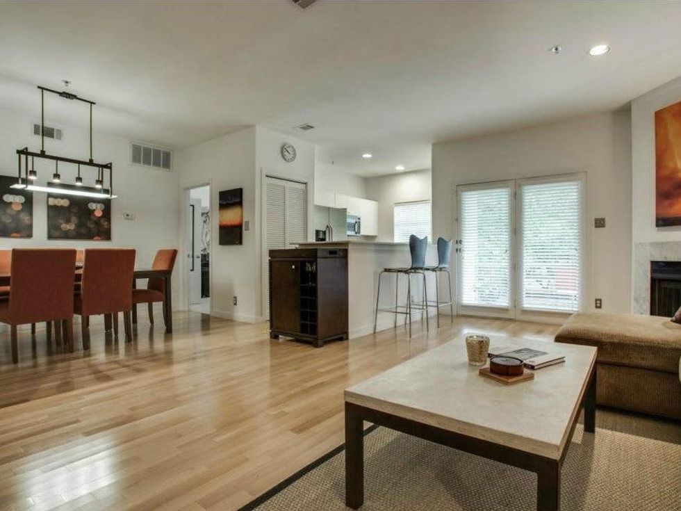 4111 Cole Ave. Unit 24 living and kitchen