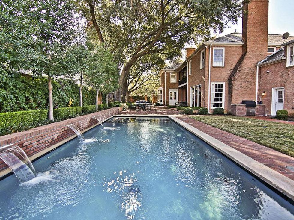 4212 Belclaire Avenue in Dallas