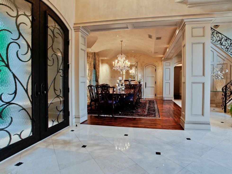 4346 Park Ln. in Dallas