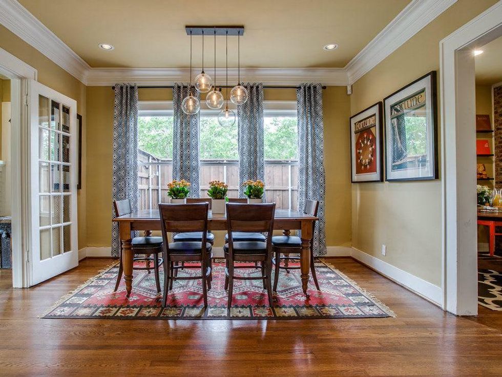 4438 Vandelia Street