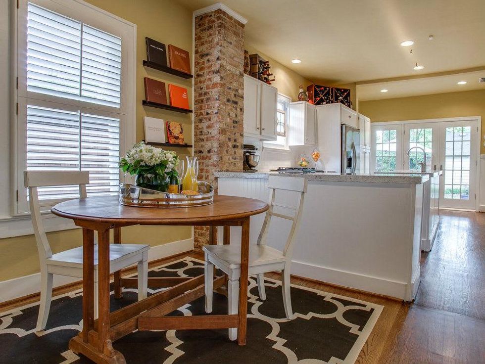 4438 Vandelia Street