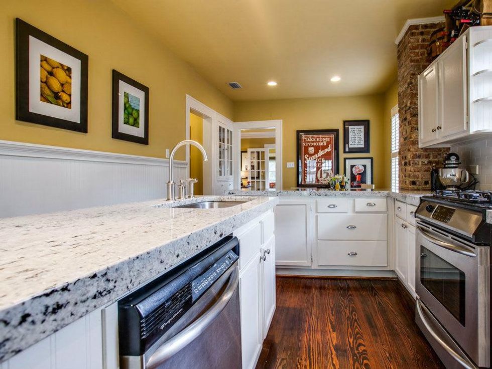 4438 Vandelia Street