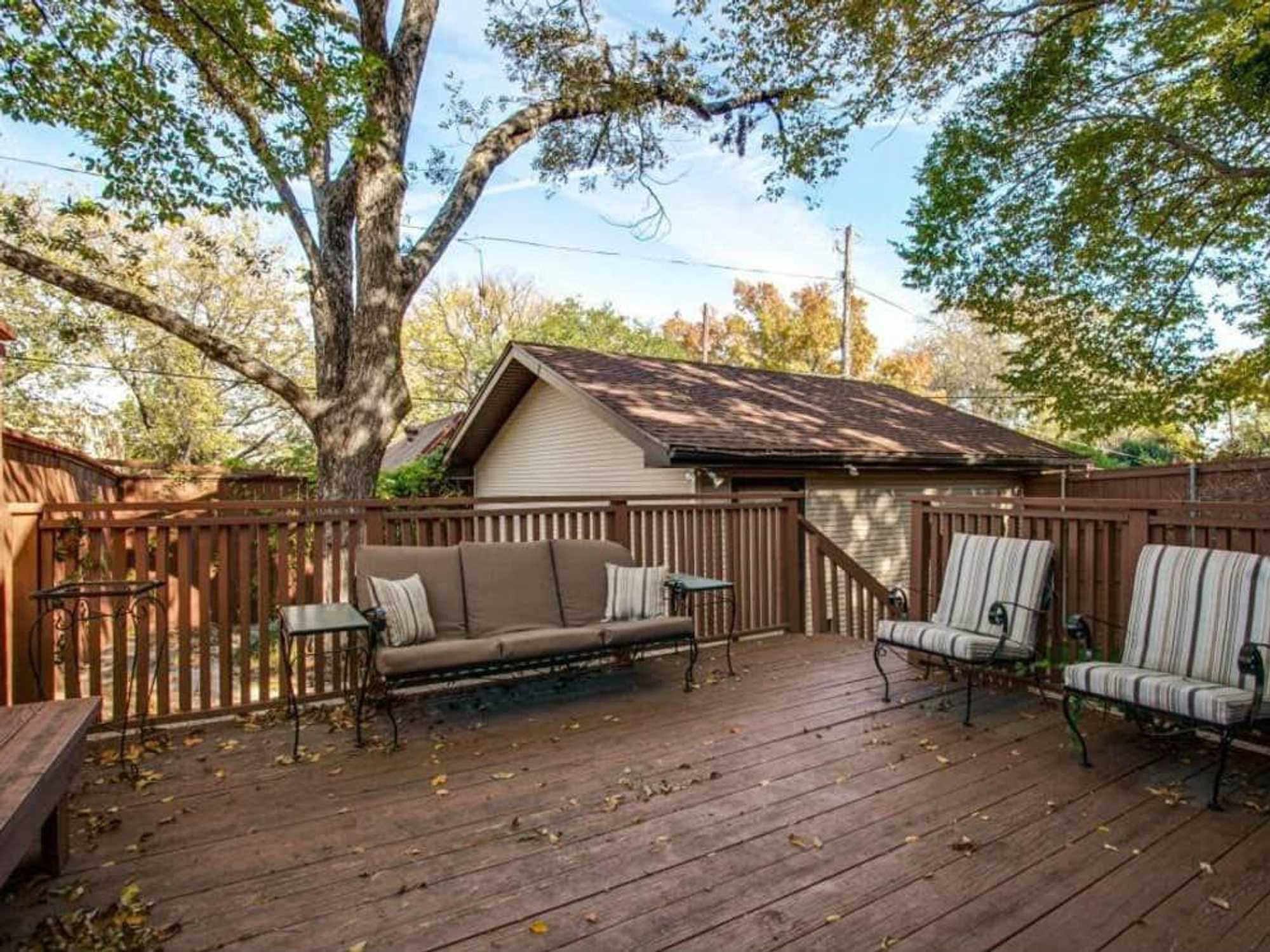 522 Monte Vista backyard