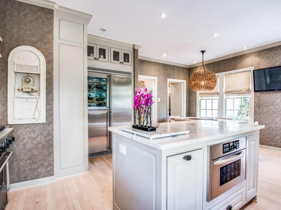 5422 Montrose, Highland Park