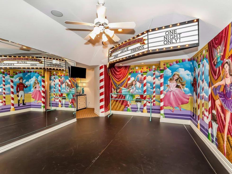 5504 Burkett Drive, Shay Geyer