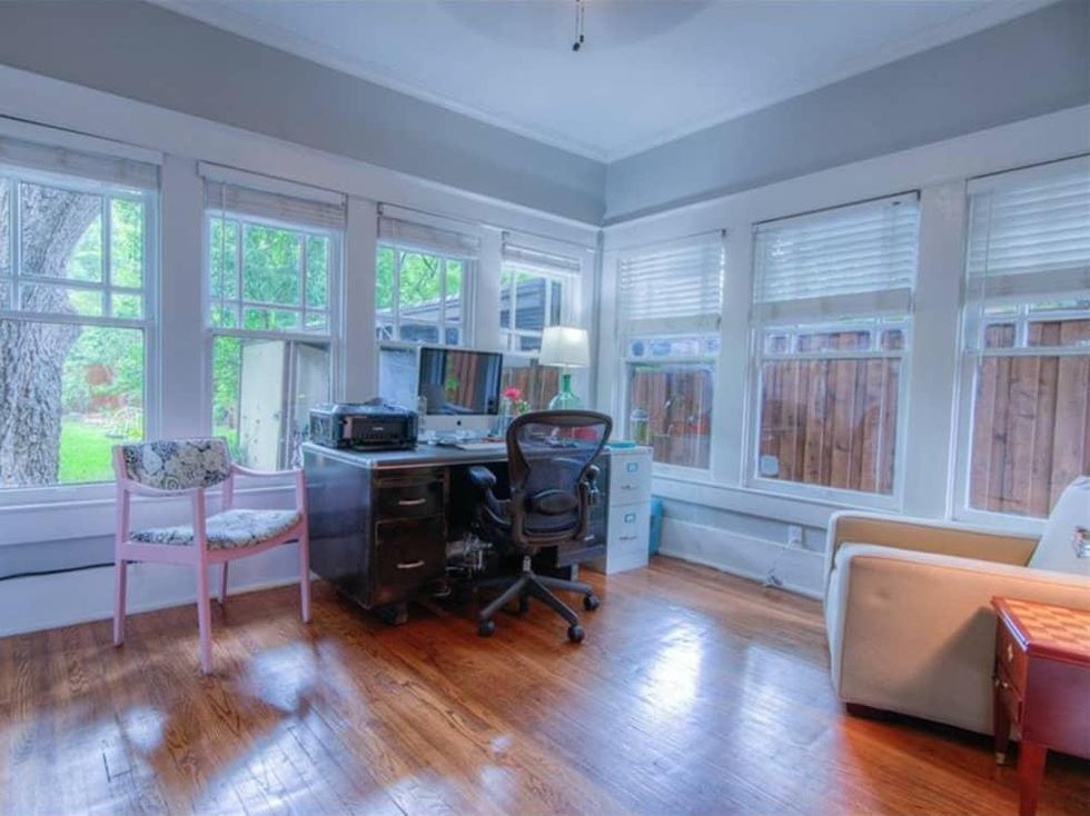 5823 Richmond Ave. Dallas home for sale office