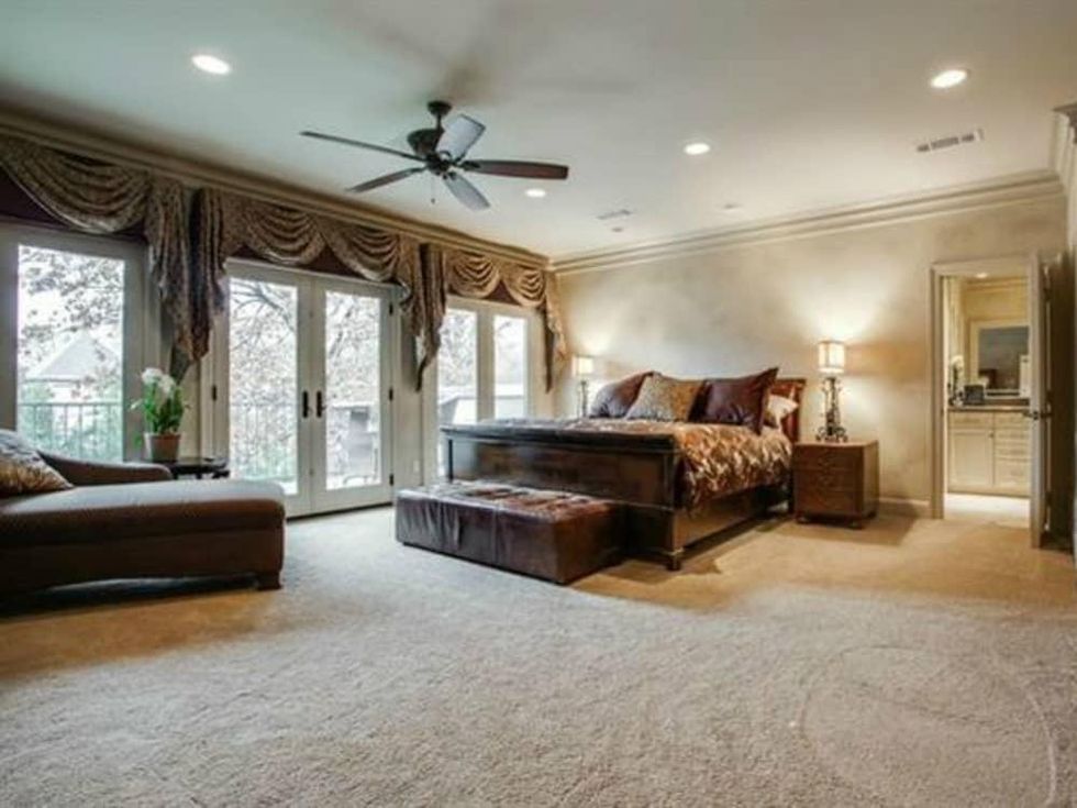 6047 Woodland Dr. house for sale in Dallas