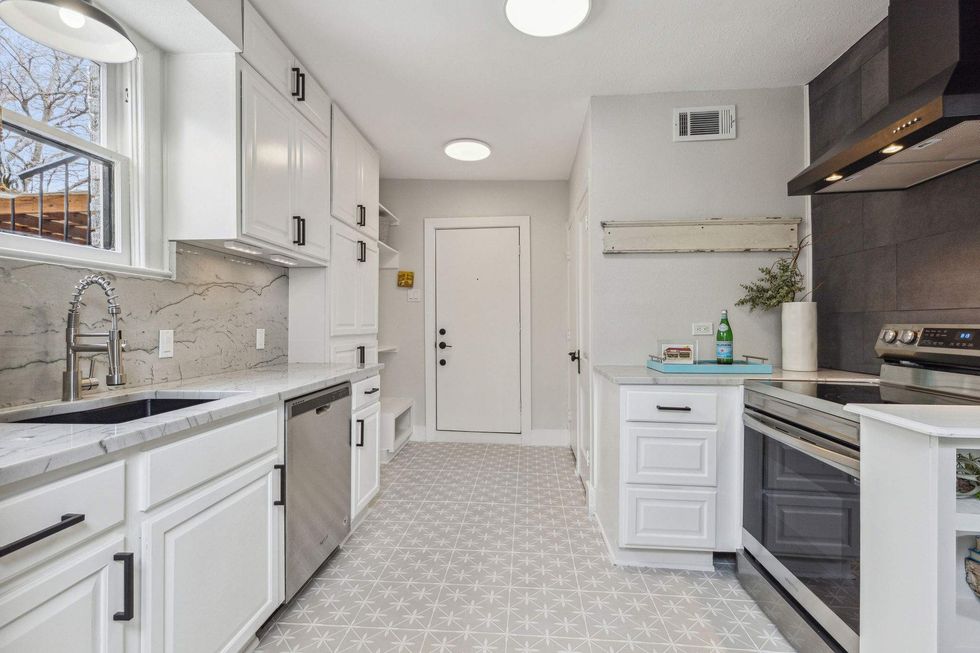 6101 Victor East Dallas home