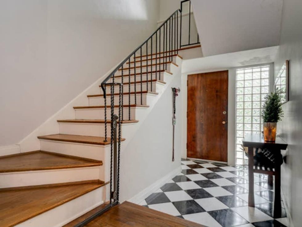 614 W. Colorado Blvd. house for sale in Dallas