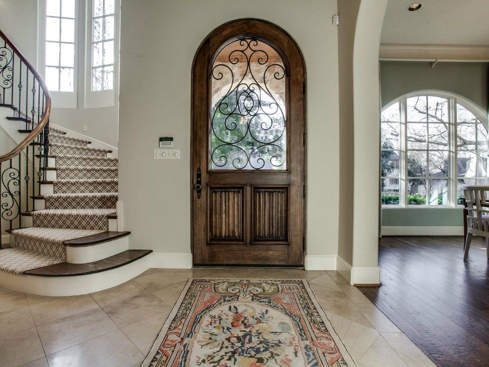 6229 Aberdeen Ave. in Dallas