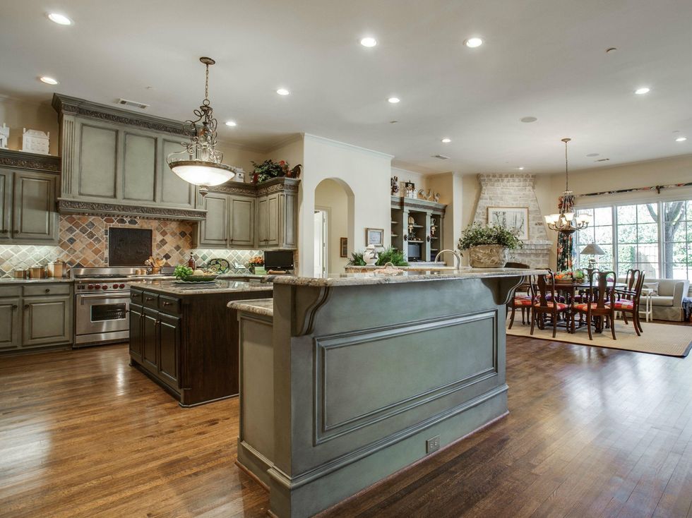 6631 Glendora in Dallas