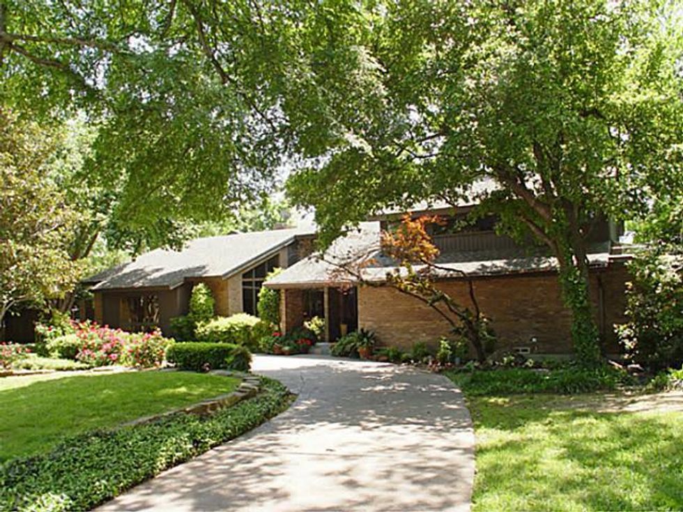 6915 Edelweiss Circle in Dallas