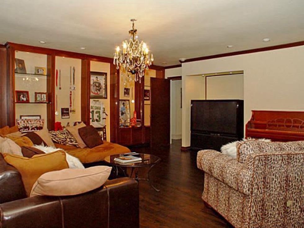 6915 Edelweiss Circle in Dallas