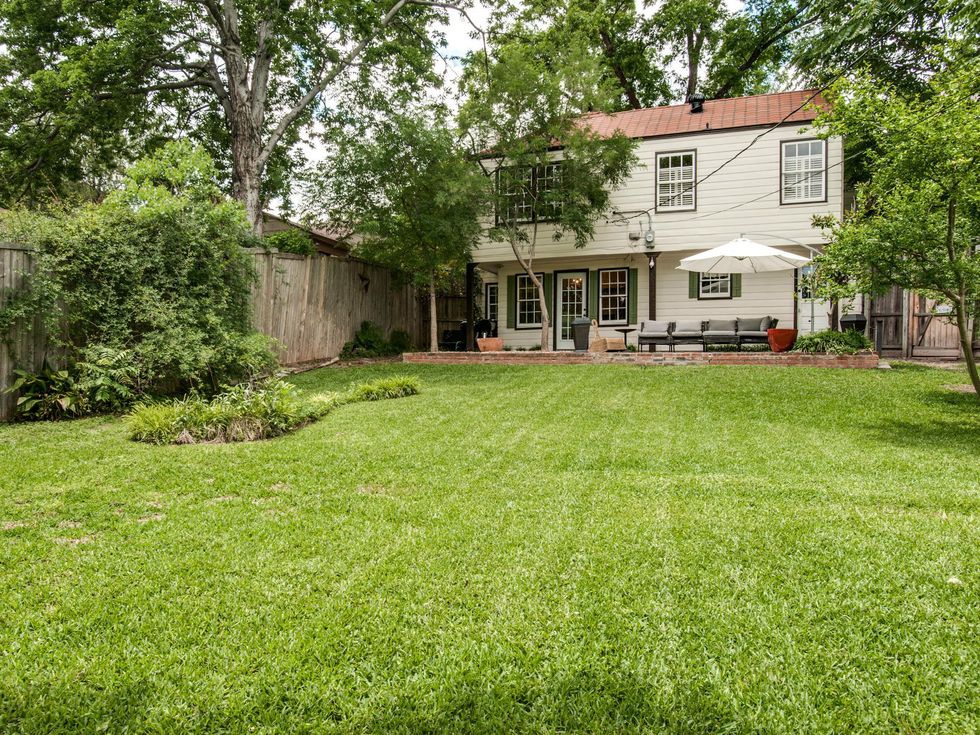 6922 vivian ave, charles dilbeck, hollywood heights