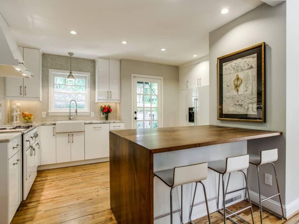 6932 Santa Monica Drive Dallas house for sale kitchen