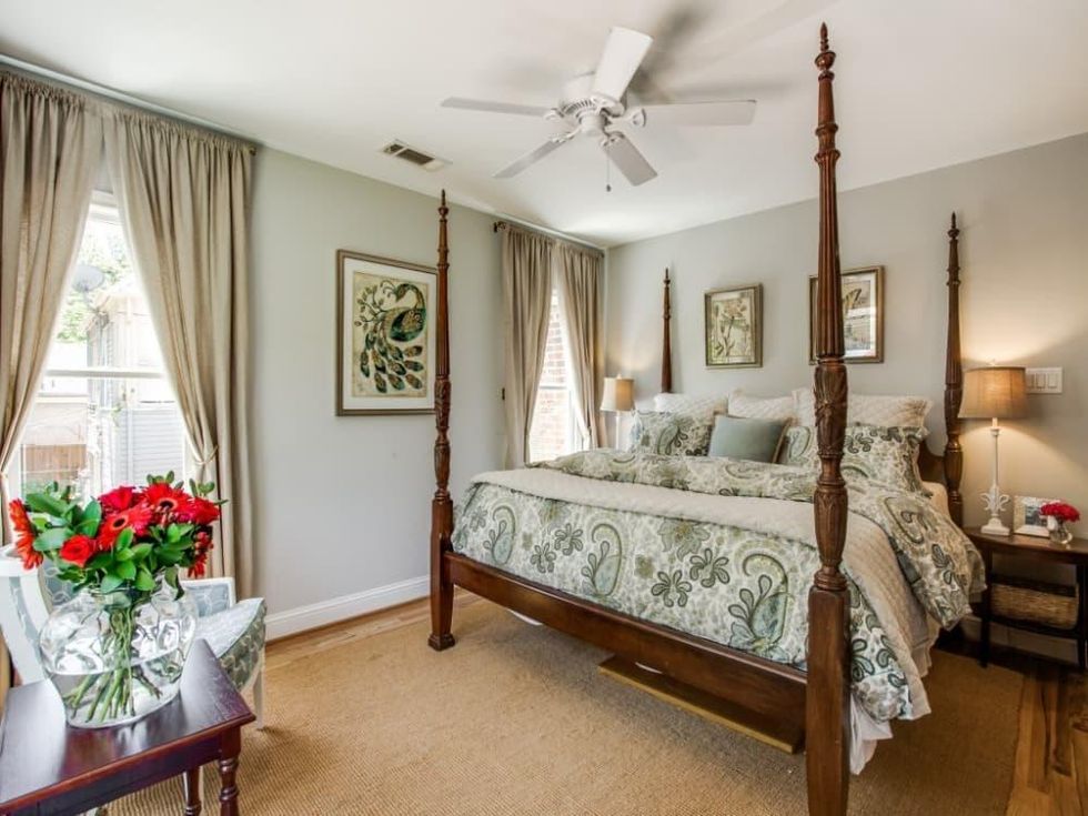 6932 Santa Monica Drive Dallas house for sale master bedroom