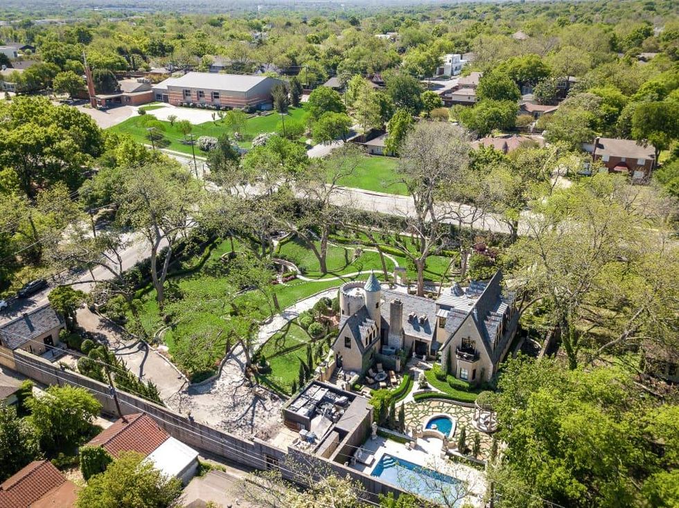 6941 Gaston Ave., R.L. Thornton home for sale, Dallas