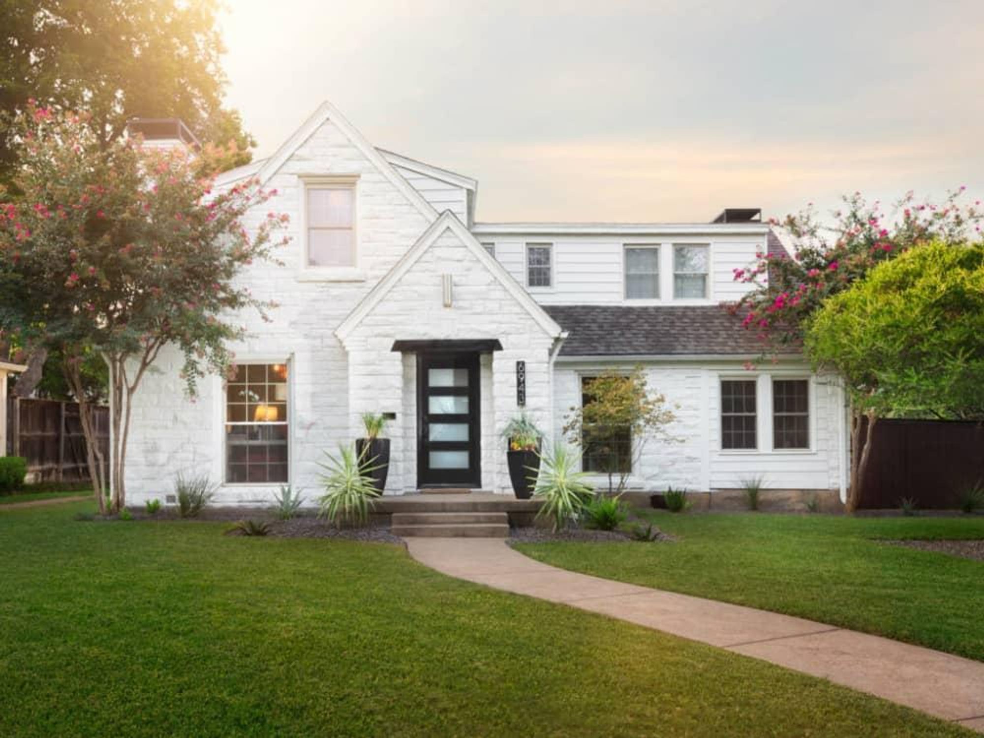 6943 Meadow Lake Ave.