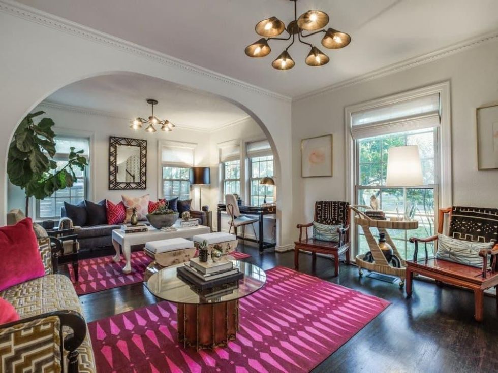 6943 Meadow Lake Ave.